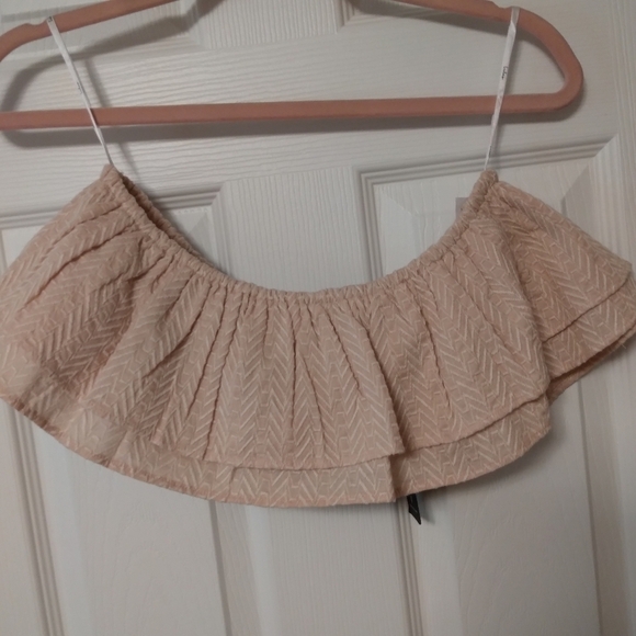 Lulu's NWT Abryelle Blush Pink Embroidered Tiered Ruffle Strapless Crop Top S - Picture 3 of 8